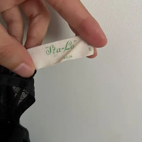 Vintage Gossard Sta-Lo Nylon Lace Black Bralette with Front Closure-Size 32 A