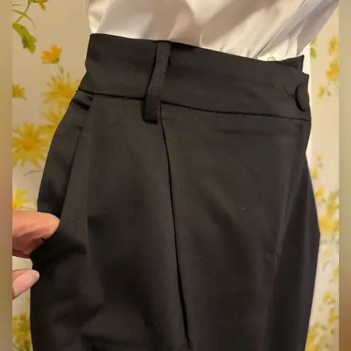 Asymmetrical waist pleated wide leg trousers in black size M Size M