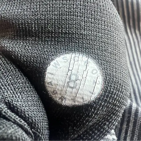 Lululemon  Women's Heather Gray 17 Cropped Leggings Size 8