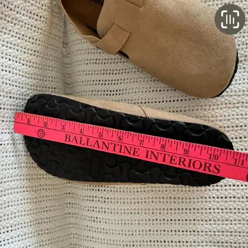 New. Women’s Suede Flat Loafers – Comfy Walking Travel Shoes Tan Size 11.5