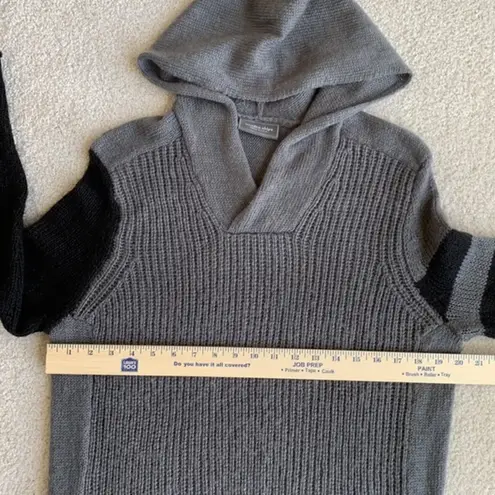 Wooden Ships Gray‎ Black Knit Hooded Sweater Women’s Small/Medium Beach Travel