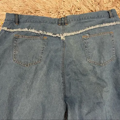 Juke Box Plus Frayed Plus Size Jeans 24
