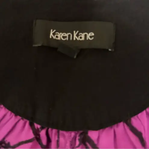 Karen Kane Purple & Black Print Halter Top - Size M women’s NWOT