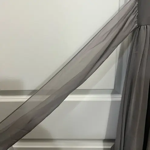 Monique Lhuillier Bridesmaids Grey Daniela Gown Size 4 US $270