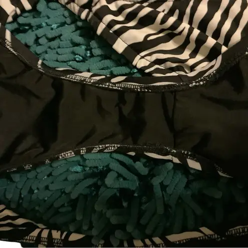 Ujena 84 Women’s NWOT Zebra Bikini. 2 Piece Bathing Suit Size undefined