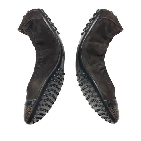 Tod's Tod’s Women’s Scrunch Ballet Flat size 38.5 Brown Suede