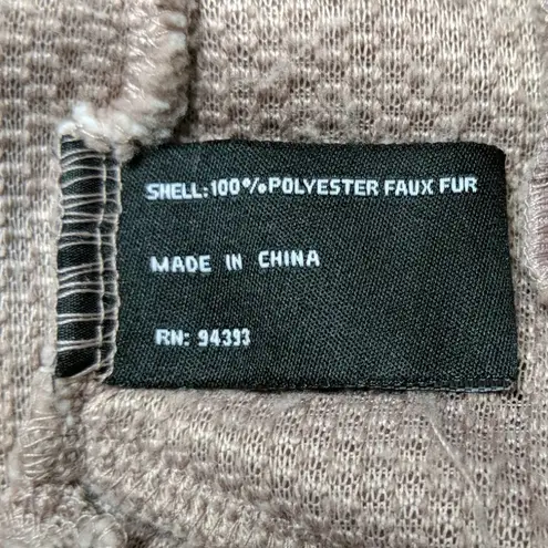 Coffee Shop Faux Fur Pullover - Size L - NWT