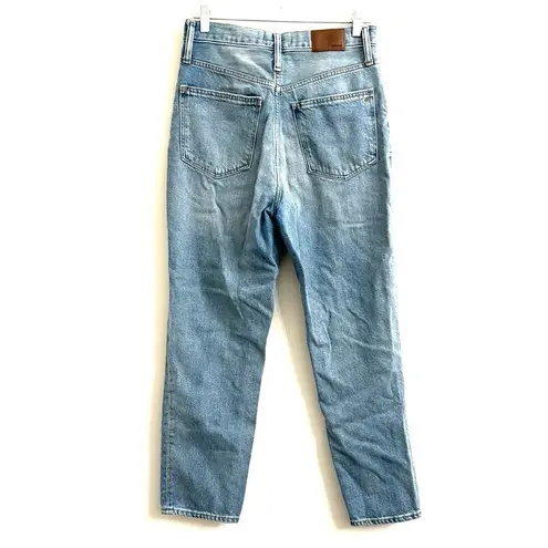 Madewell  The Mom Jean Size 28 Light Wash Distressed Ripped Denim Version