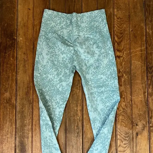 Gymshark  mid rise leggings and racer back workout  bra top set size small