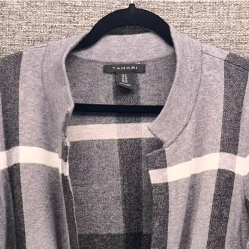 Tahari Womens Cardigan Size 1X Capsule Timeless Neutral Window Pane Heavy Warm