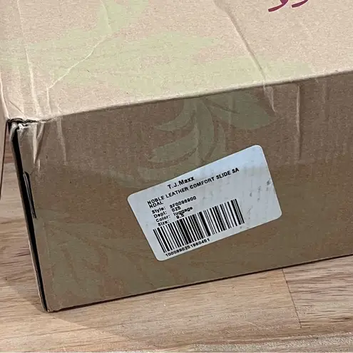 Sofft Noble Leather Slide Sandals Women’s 9.5 New in Box Brown Size 6.5