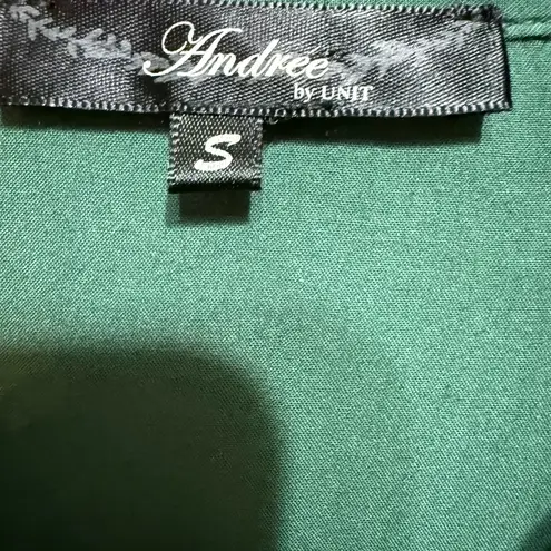 Andree by Unit Bold Green Oversized Floral Embroidered Button-Down Artsy Indie Vibes Sz S Indie