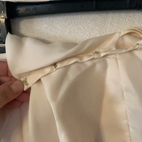 Vintage wedding dress womens small xs lace with bustle train white ivory tan