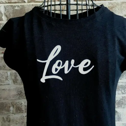 Christian Siriano Love tee top XS Black Short Sleeve Style Casual Trendy…