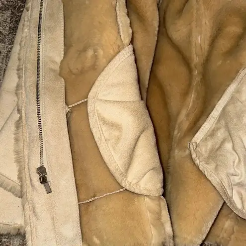 Ann Taylor Vintage  Women's faux sherling Toggle Coat size S