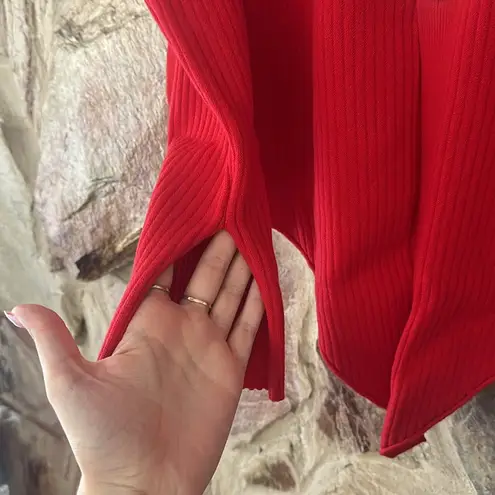 Commense Turn Lock Wave