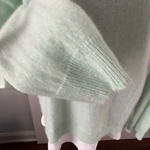 Pretty CASHMERE sweater 💖💖💖 Size M