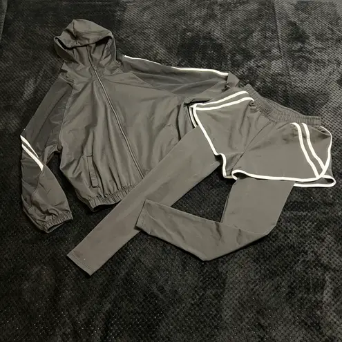 Two pieces set tracksuit bomber jacket sport set leggings shorts activewear mesh White Size M