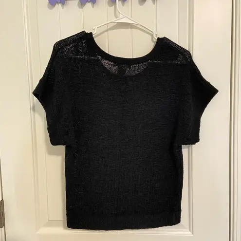 EUC WDNY women’s solid black loosely woven cuffed sleeve sweater large