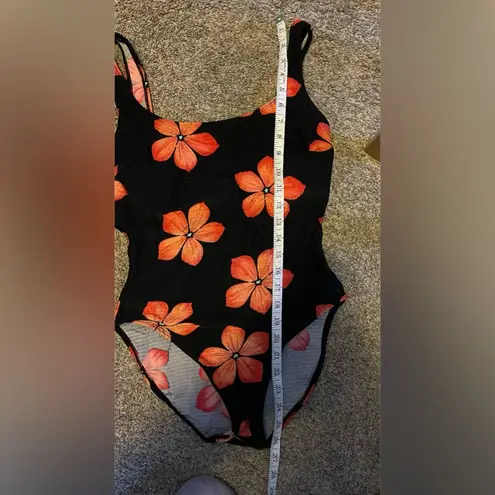 One Piece Vintage Cross Corners Women's 90s Swimsuit Black With Flowers