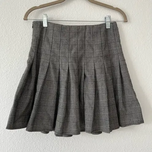 Brandy Melville Schoolgirl Grey Plaid Pleated Mini Skirt