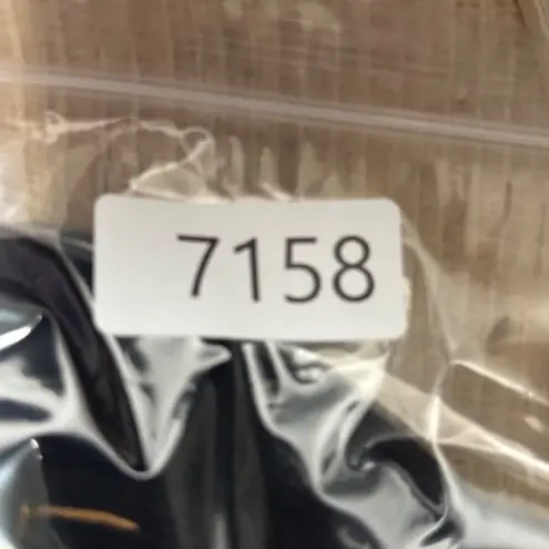 Victoria Harbour Cardigan Sweater Womens M Black Brown Giraffe Elephant Safari Size M