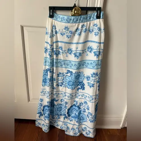 SheIn NWOT  Blue and White Pattern two piece maxi skirt set