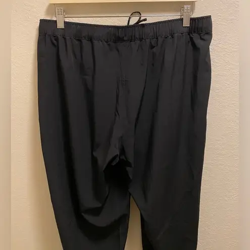 Summersalt Black On The Go Straight Leg Pant Size 10