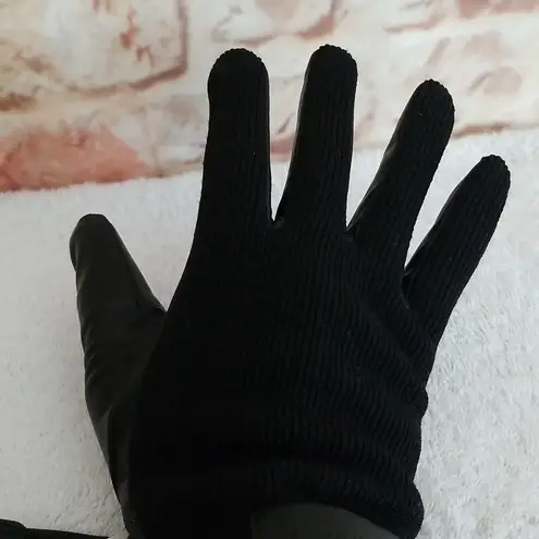 Calvin Klein New  Knit and Leather Gloves