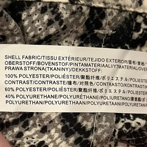 Anthropologie 🌺NWT MOON RIVER ANTHROPOLOGY BELTED SNAKE SKIN PRINT FLOWY PANTS SIZE MEDIUM🌺