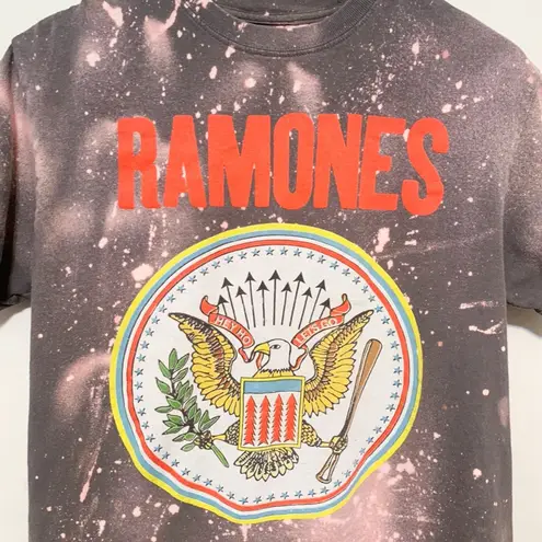 Ramones Band Hand Bleached T-Shirt