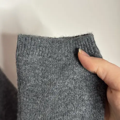 Indulge Cashmere Gray Turtleneck Sweater size XS