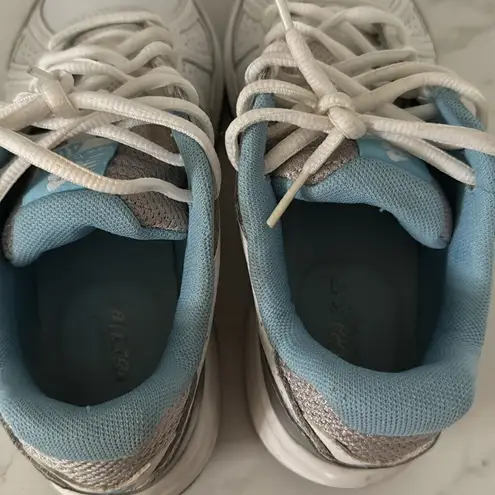 New Balance  Womens 409 V3 EUC