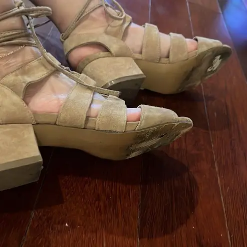 Steve Madden  | Kittyy Sand Suede Tie Up Sandal low Heel 5.5