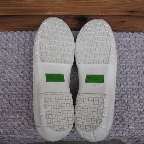 Womens White Slip Resistant Work Shoes Dress Flats White Size 8