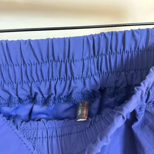 FREE PEOPLE Movement Next Round Shorts in Outer Space Size Small Blue