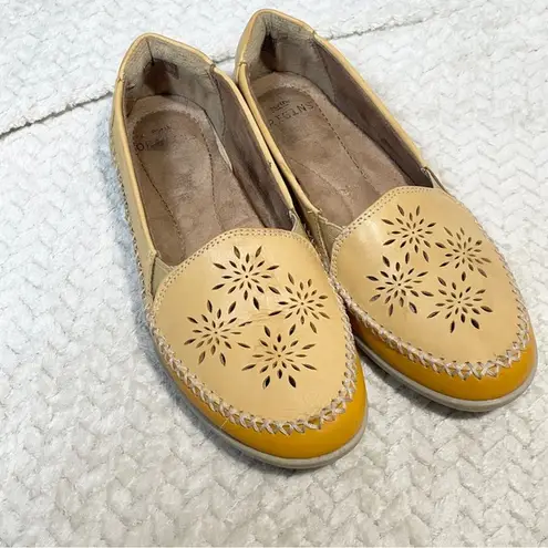 Earth Origins Women's Boho Loralei Flat Amber Yellow Leather Size 7.5
