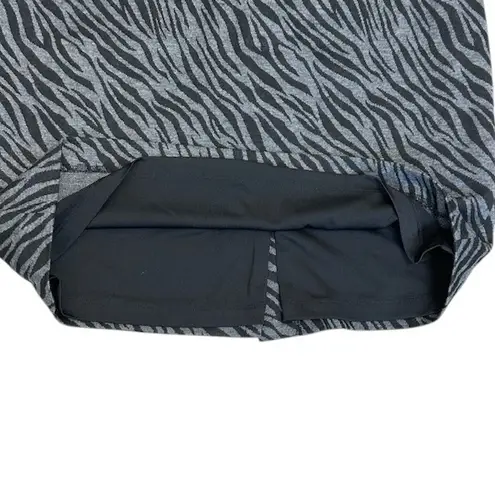 Tribal Knit Pencil Skirt Zebra Print Career Wear Stretch Casual Comfort Size 8 Gray