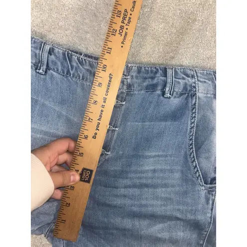 Democracy flexellent size 2 button fly relaxed fit jeans