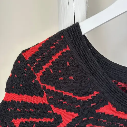 Taylor Fit and Flare Black and Red Geometric Long Sleeve Sweater Dress Size L Size L