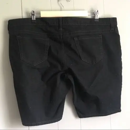 City Streets Bermuda Vibe Stretch Jean Shorts 19 Y2K