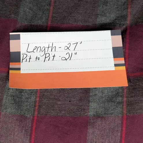 UNTUCKit Red and Gray Button Down Shirt Size 14