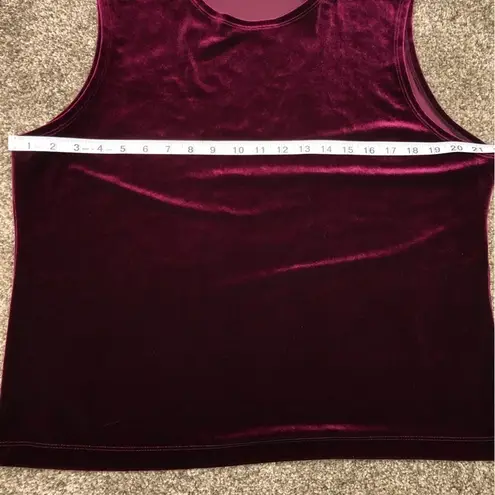 Kathie Lee Collection  Vintage Women’s Dark Red Velvety Sleeveless Top Size XL