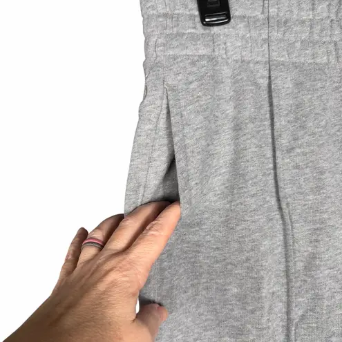 GREYSON Sweatpant Joggers Women’s Medium Gray Cropped Seamed Lounge Comfy Soft