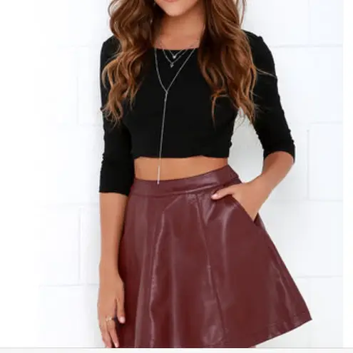 Burgundy faux leather skirt Red