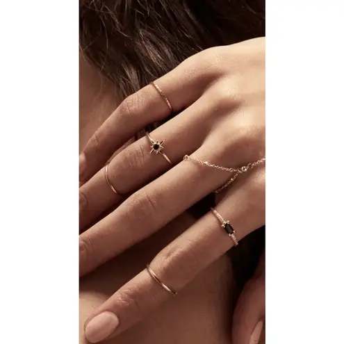 Boutique NEW Women's 18k Gold Plated Baguette Simulated Diamond Black Onyx Ring Size 5.5‎