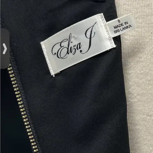 Eliza J  | Triangle Cutout Sleeveless Shift Dress - [size 8 in Black] LBD