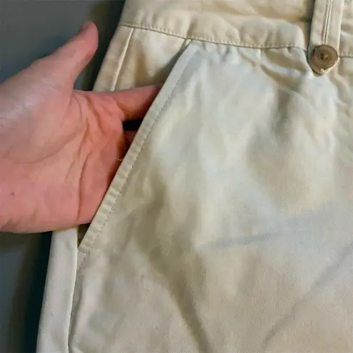 Lands' End Woman's Khaki Chino Shorts Beige Size 16 Casual Summer Tan