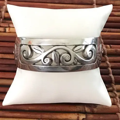 Brighton  Silver Filigree Scroll Bangle Bracelet With Crystal Accents