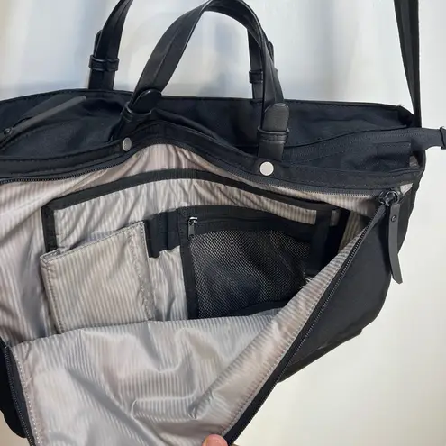 Sherpani Laptop Travel Crossbody Bag Unisex Black Lightweight